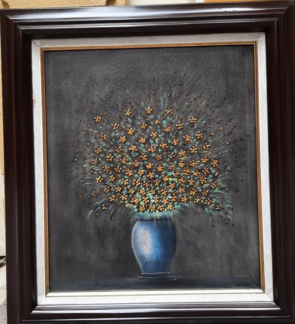 Tranh tĩnh vật bình hoa vàng nghệ thuật